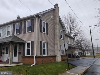 536 ESSEX ST, Marietta, PA 17547