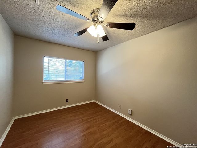 6426 REGENCY LN, San Antonio, TX 78249