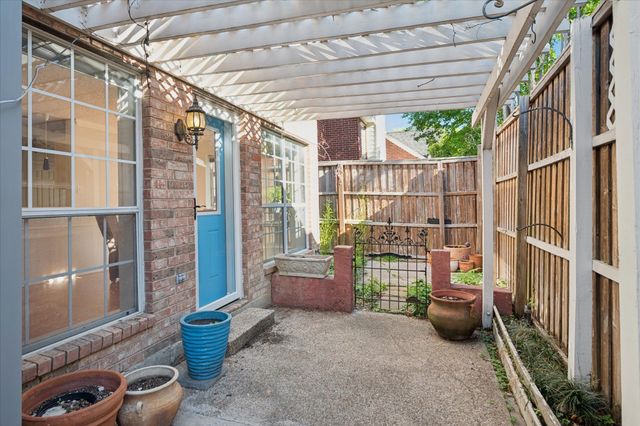 14592 Greenleaf Court, Addison, TX 75001