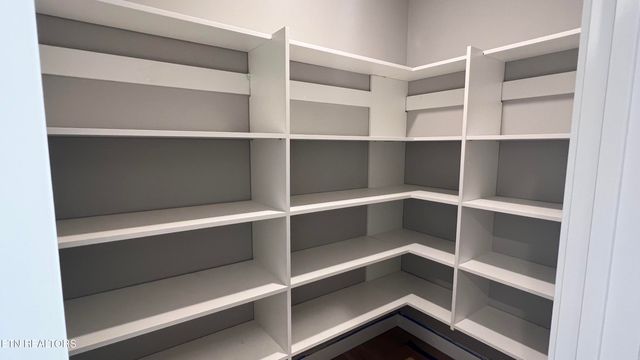 219 Bittersweet Lane, Lenoir City, TN 37771