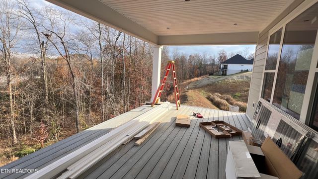 219 Bittersweet Lane, Lenoir City, TN 37771