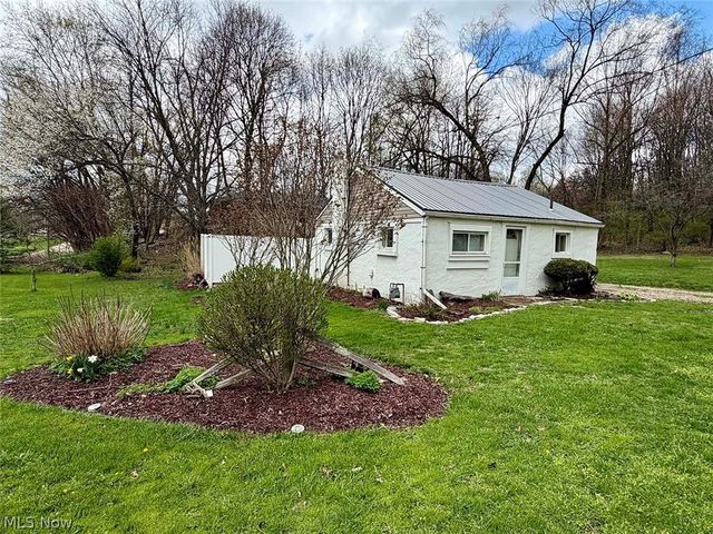 1610 Connecticut Avenue SE, Massillon, OH 44646