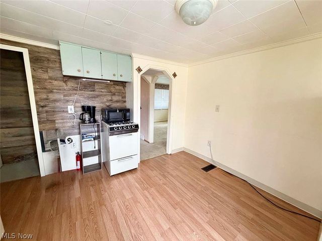 1610 Connecticut Avenue SE, Massillon, OH 44646