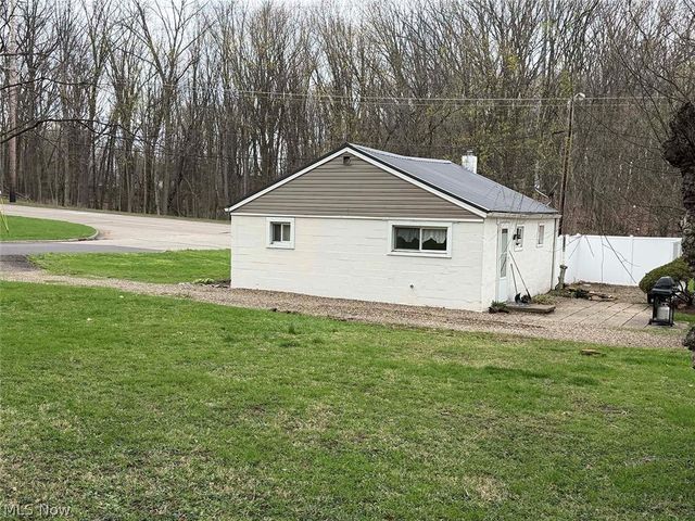 1610 Connecticut Avenue SE, Massillon, OH 44646