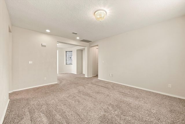4206 Pico Norte Lane NE, Rio Rancho, NM 87124