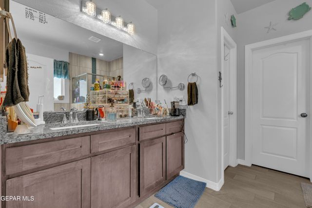 930 HULL Street, El Paso, TX 79928