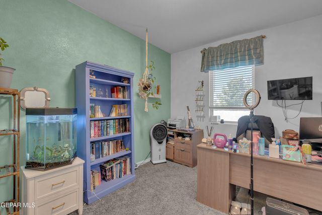 930 HULL Street, El Paso, TX 79928