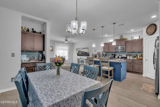 930 HULL Street, El Paso, TX 79928