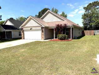 338 Hidden Creek Circle, Warner Robins, GA 31088