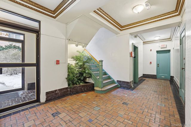 11 Alden Road 4A, Larchmont, NY 10538