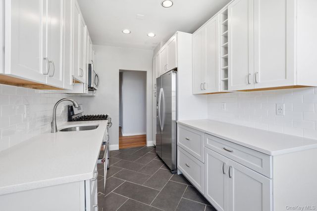 11 Alden Road 4A, Larchmont, NY 10538