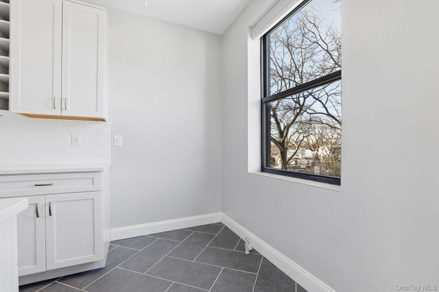 11 Alden Road 4A, Larchmont, NY 10538