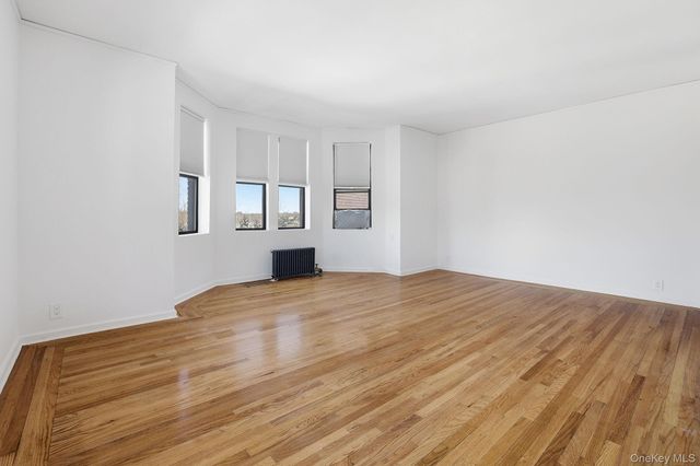 11 Alden Road 4A, Larchmont, NY 10538