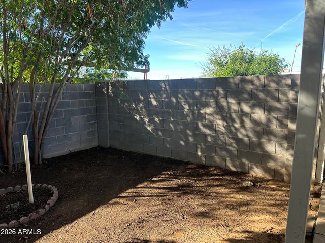 8706 E Main Street, Mesa, AZ 85207