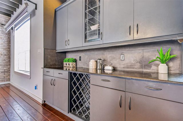 708 W Clay Street, Houston, TX 77019