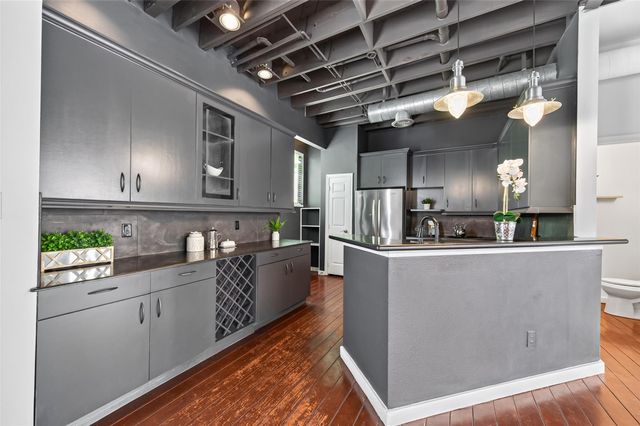 708 W Clay Street, Houston, TX 77019