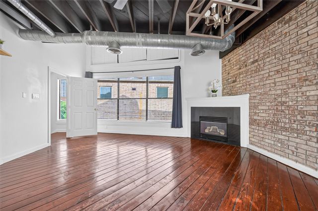 708 W Clay Street, Houston, TX 77019