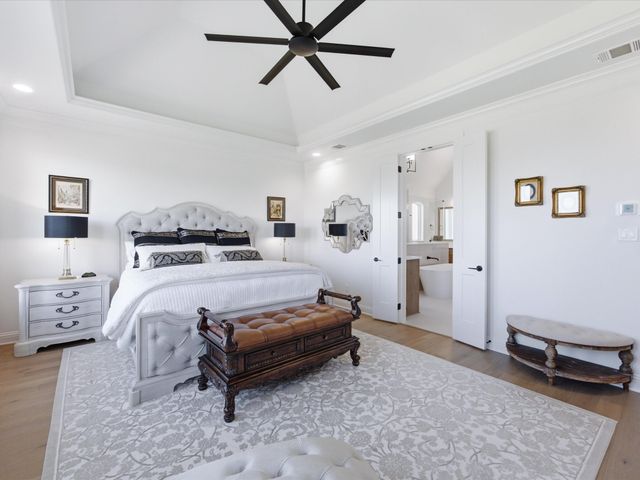 317 Kenyon Court, Granbury, TX 76049