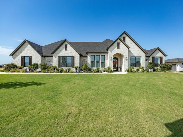 317 Kenyon Court, Granbury, TX 76049