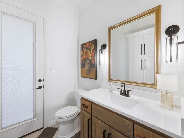 317 Kenyon Court, Granbury, TX 76049