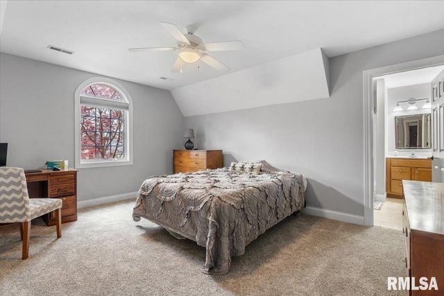 44 WOODLAND Trail, Rochester, IL 62563