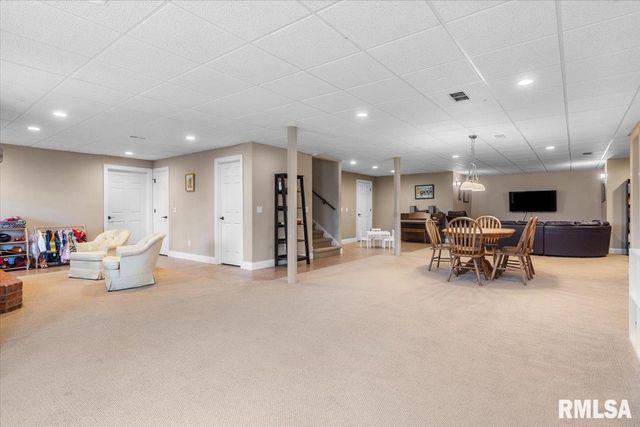 44 WOODLAND Trail, Rochester, IL 62563