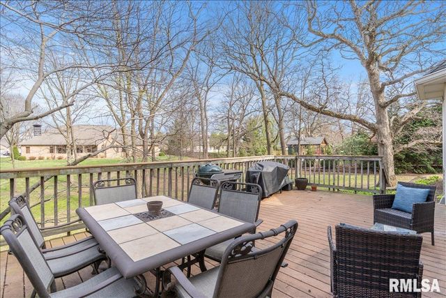 44 WOODLAND Trail, Rochester, IL 62563