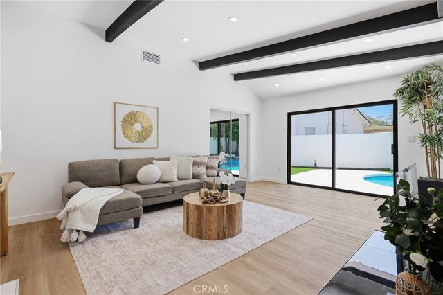 19806 Needles, Chatsworth, CA 91311