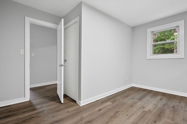 7 Candle Hill Road, New Fairfield, CT 06812