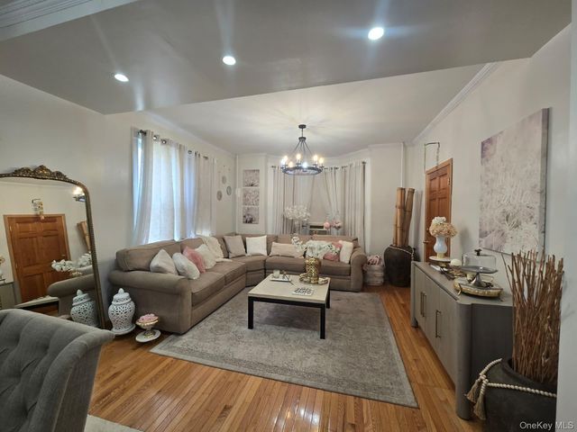 9734 86th Street, Ozone Park, NY 11416