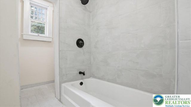 705 Hampton Street, Scranton City, PA 18504