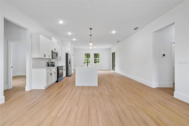 13684 SW 43RD CIRCLE, Ocala, FL 34473