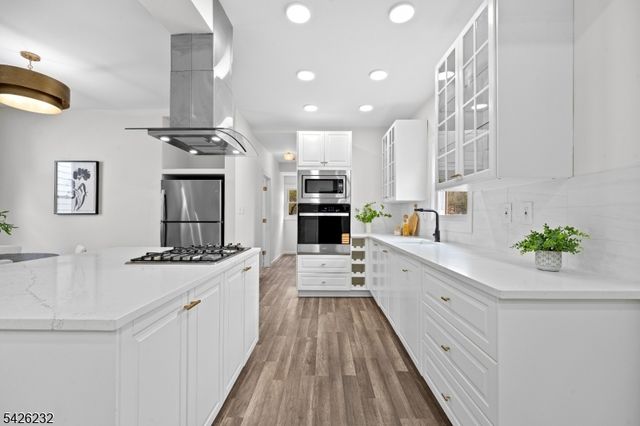 255 S 6Th Ave, Highland Park Boro, NJ 08904