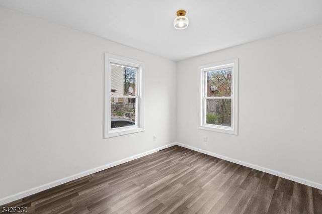 255 S 6Th Ave, Highland Park Boro, NJ 08904