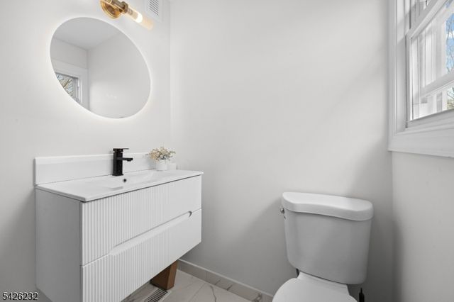 255 S 6Th Ave, Highland Park Boro, NJ 08904