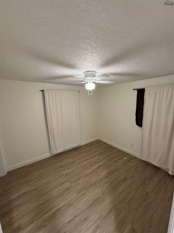 2812 PARKVIEW DRIVE, Wichita Falls, TX 76306