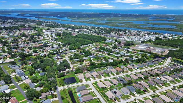 230 Oak Branch Drive, Edgewater, FL 32141