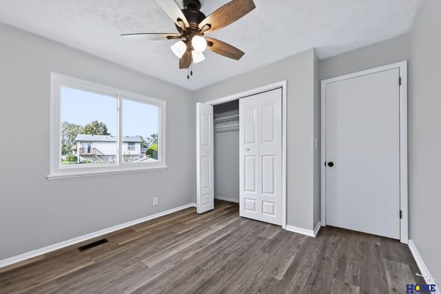 430 Laramie Trail, Lincoln, NE 68521