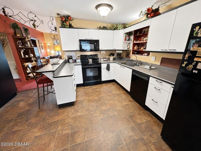 608 Dixie Lane, South Daytona, FL 32119