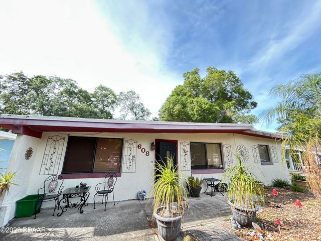 608 Dixie Lane, South Daytona, FL 32119