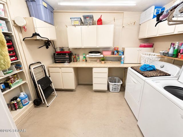 608 Dixie Lane, South Daytona, FL 32119