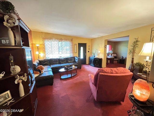 608 Dixie Lane, South Daytona, FL 32119