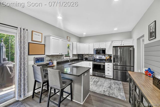 4185 Oak Street, Grand Blanc, MI 48439