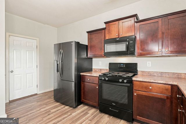 1043 Sutherland Drive, Winder, GA 30680