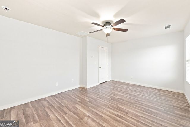 1043 Sutherland Drive, Winder, GA 30680