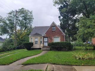 17714 Avon Avenue, Detroit, MI 48219