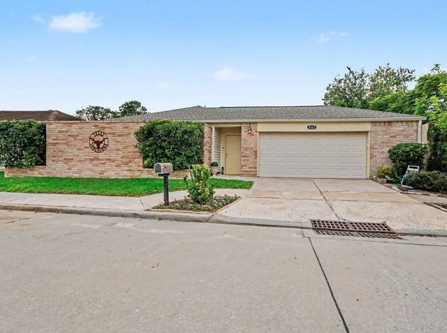 8327 Spring Wind Drive, Houston, TX 77040