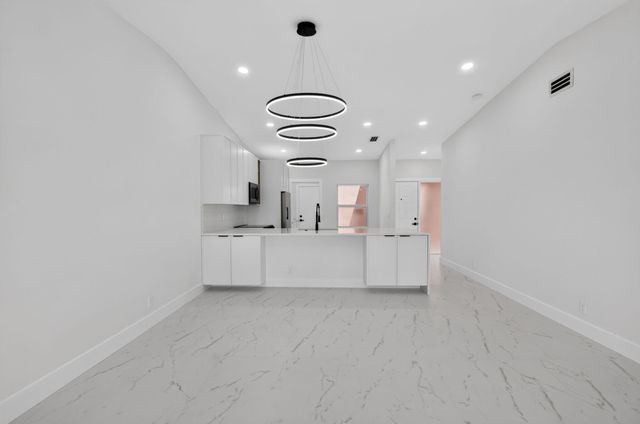 8224 SUMMERBREEZE Lane, Boca Raton, FL 33496