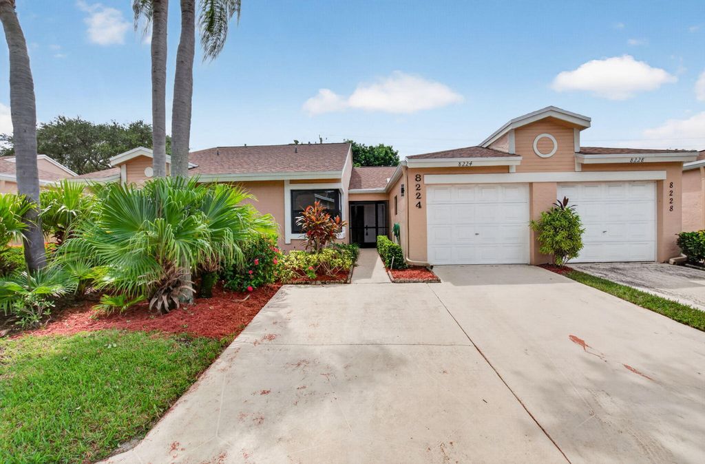 8224 SUMMERBREEZE Lane, Boca Raton, FL 33496