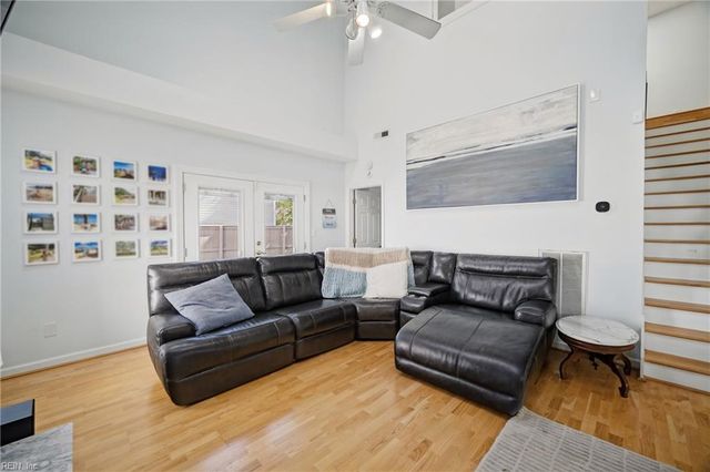 2212 Creeks Edge DR, Virginia Beach, VA 23451